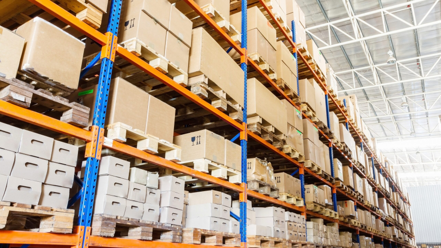 Packages in a warehouse