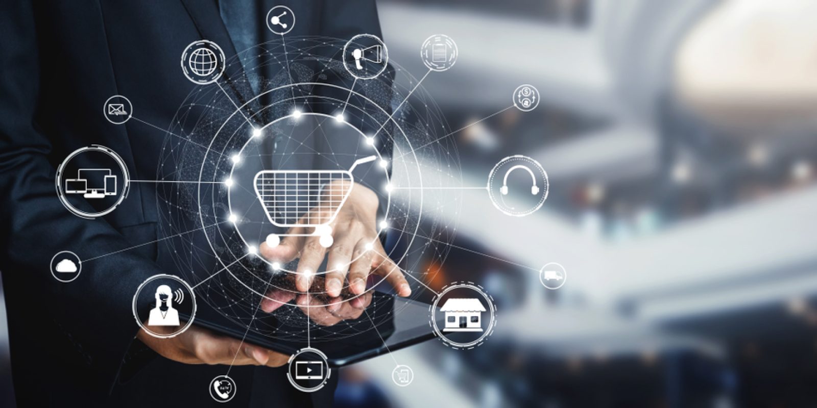 Omni,Channel,Technology,Of,Online,Retail,Business.,Multichannel,Marketing,On