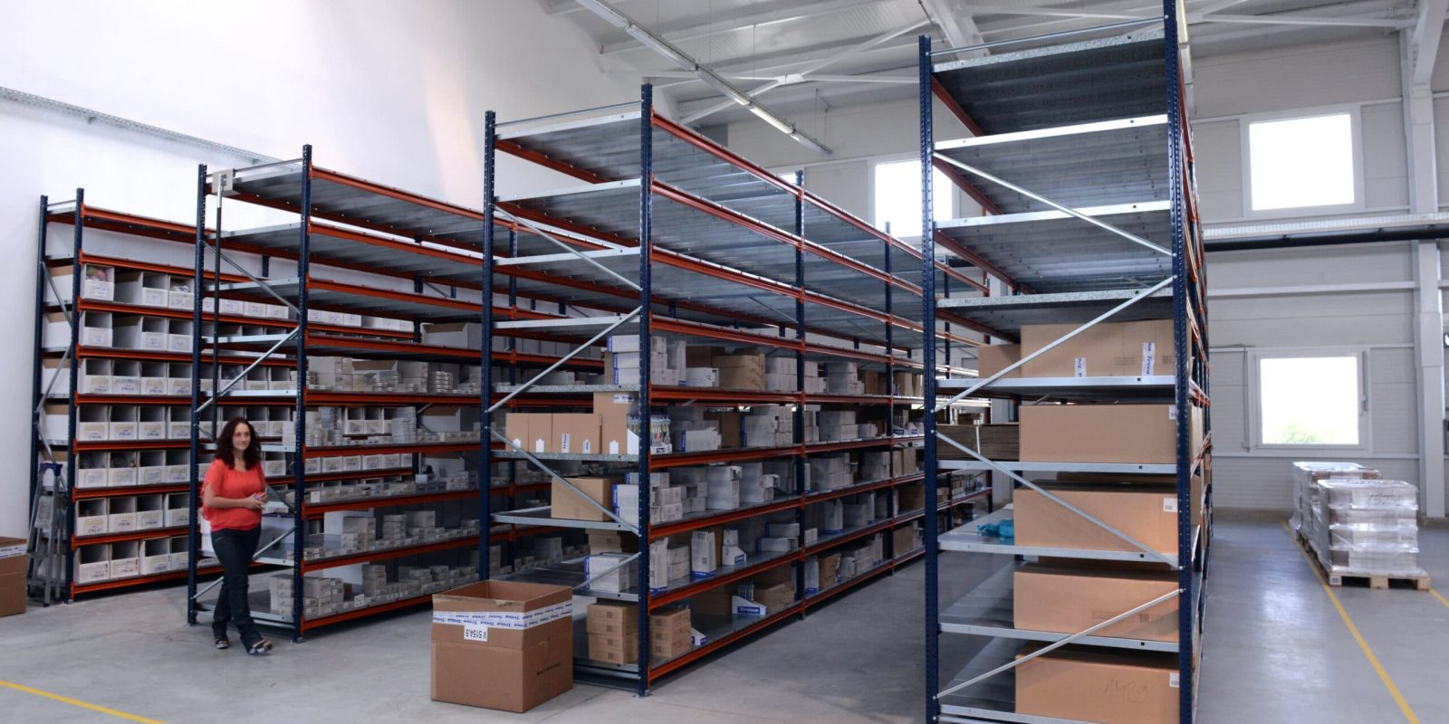 Warehouse storage